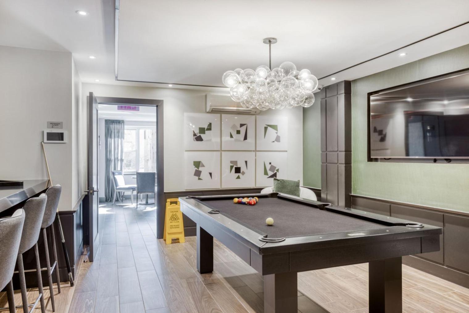 Pangsapuri Murray Hill 2br W Wraparound Terrace Nr Park Nyc-1347